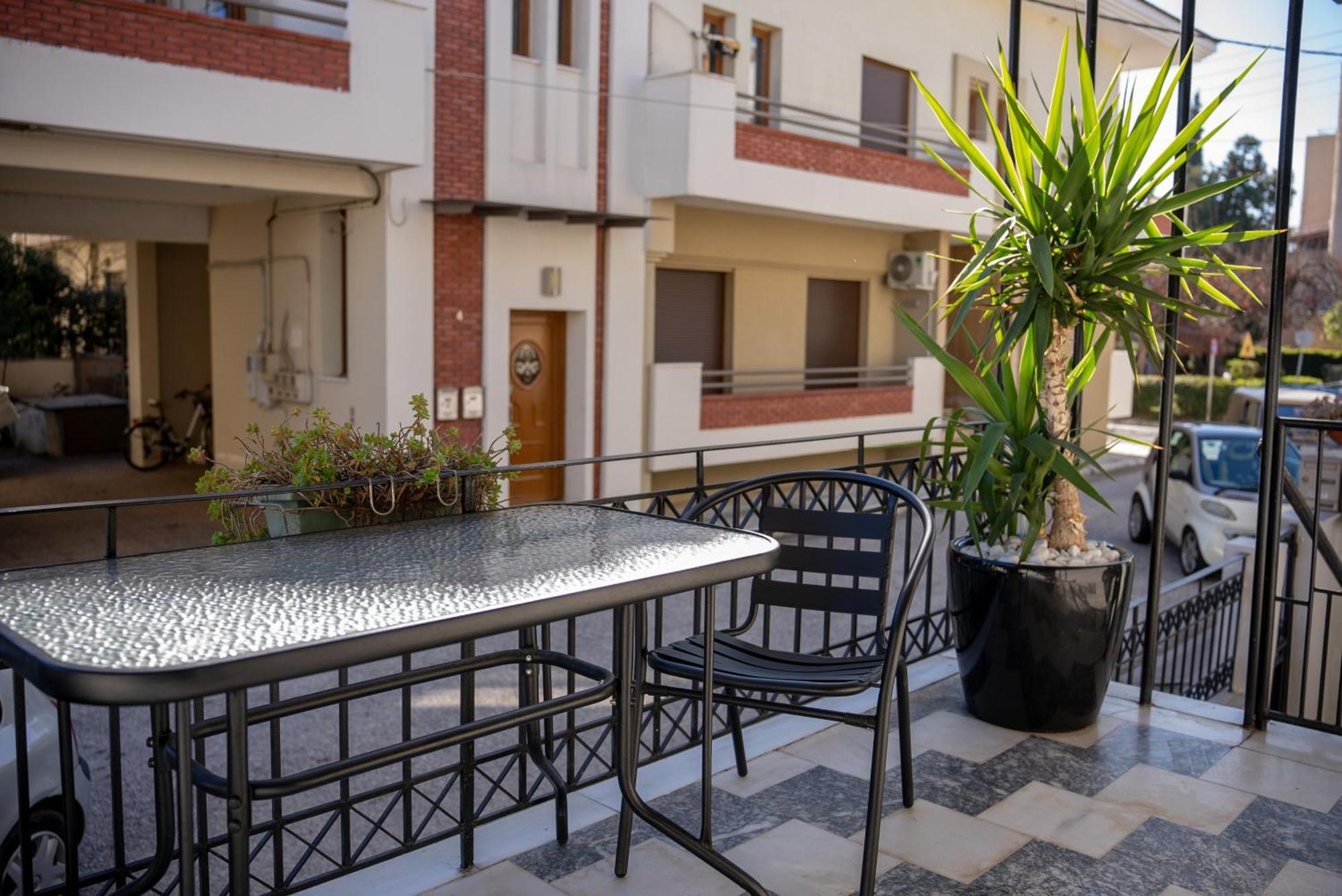 Living Life Apartment Komotini Buitenkant foto