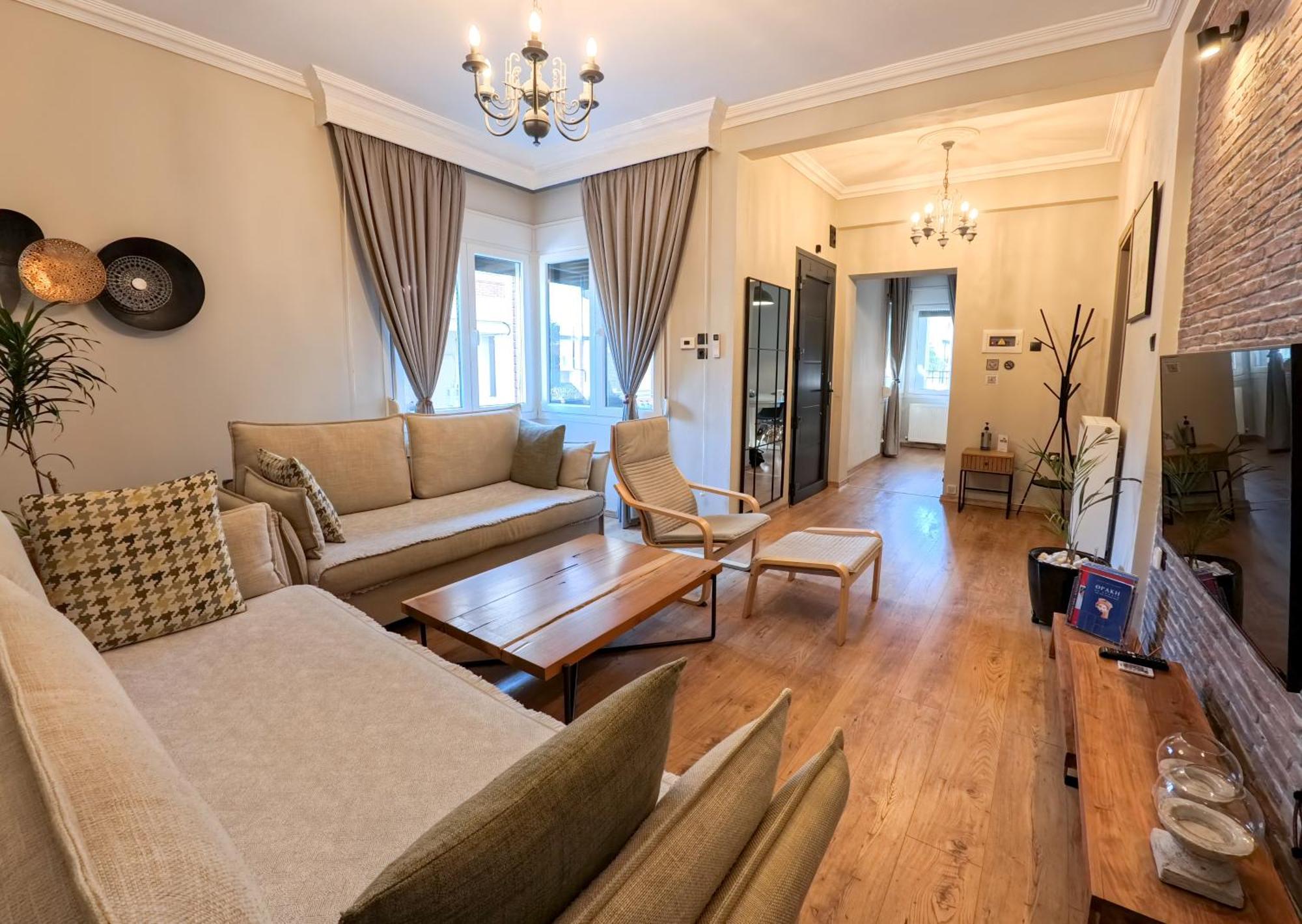 Living Life Apartment Komotini Buitenkant foto